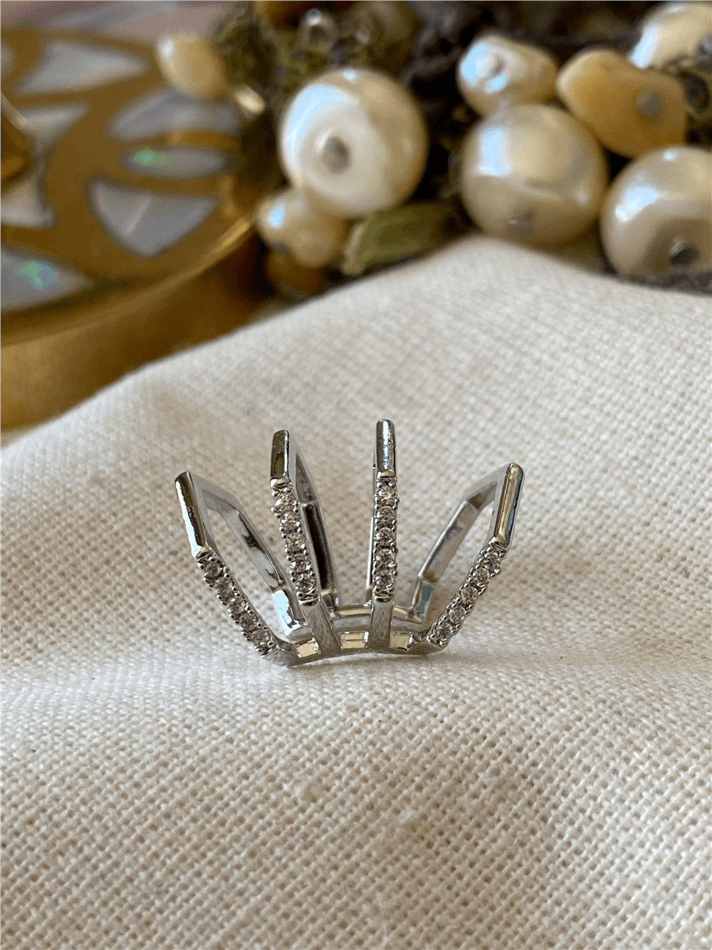 Taşlı Silver Köşeli Kaburga Kıkırdak Küpe