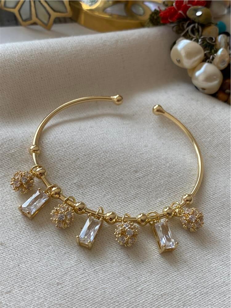 Taşlı Topçuk Sallantılı Bileklik