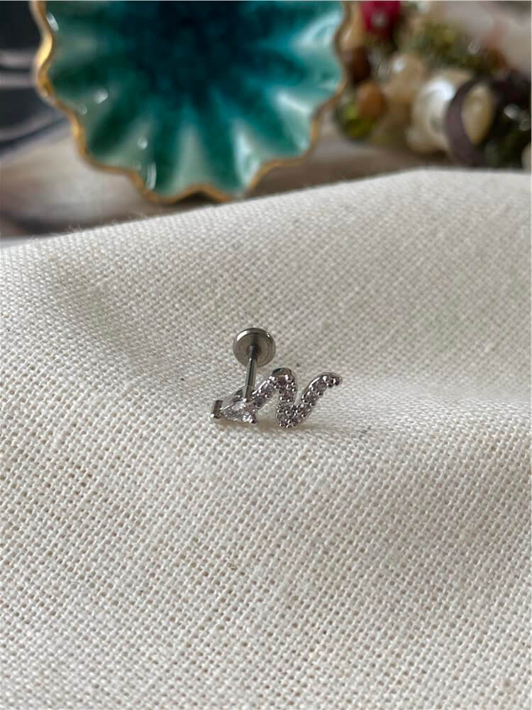 Taşlı Yılan Piercing