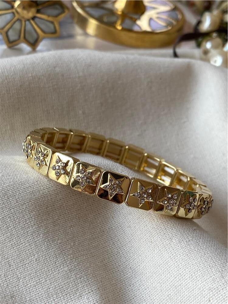 Taşlı Yıldız Desenli Esnek Bileklik