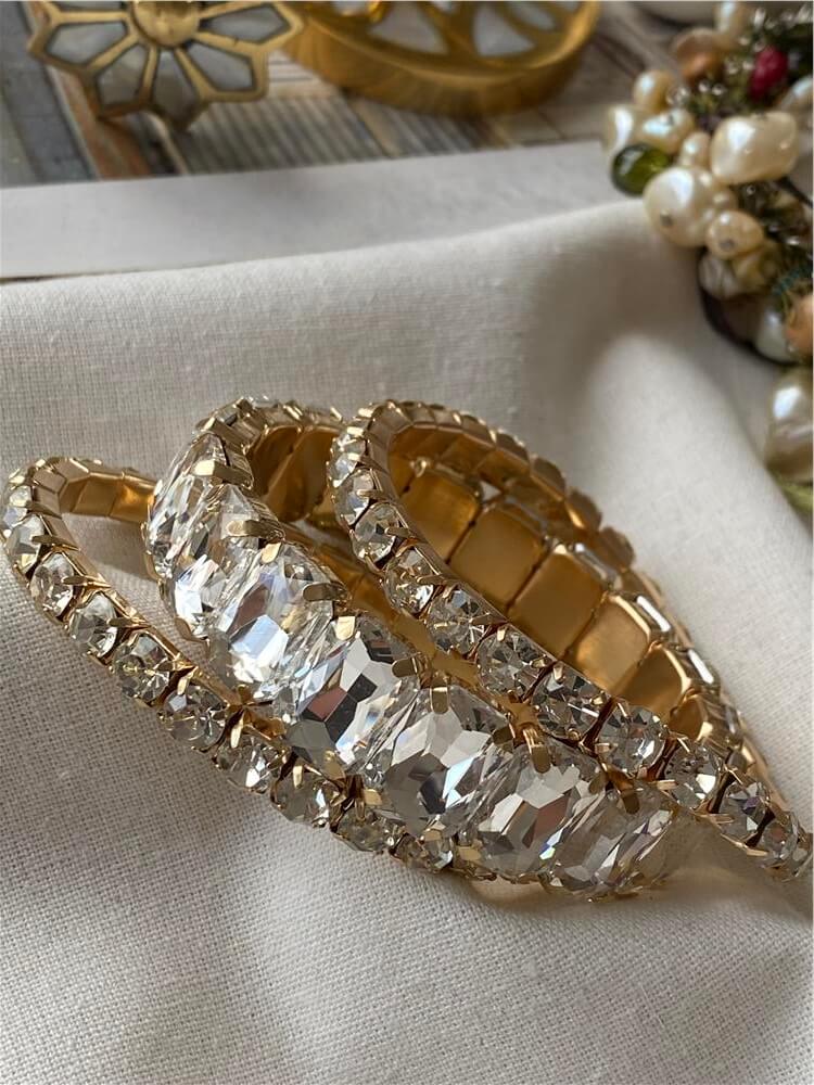 Üçlü Gümüş Taşlı Esnek Bileklik