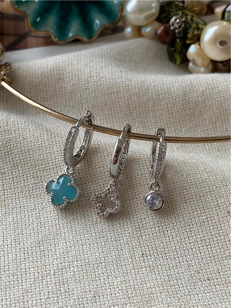 Üçlü Mavi Taşlı Silver Yonca Küpe