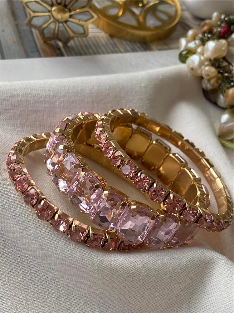 Üçlü Pembe Taşlı Esnek Bileklik