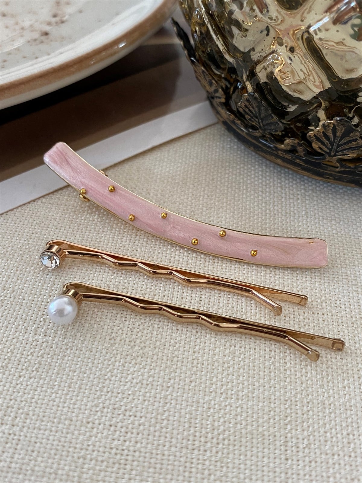 Üçlü Pembe Toka