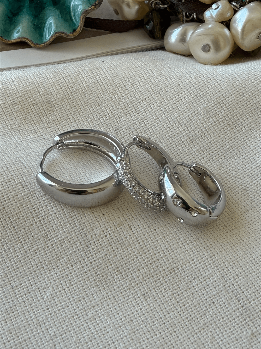 Üçlü Silver Taşlı Bombe Halka Küpe Seti