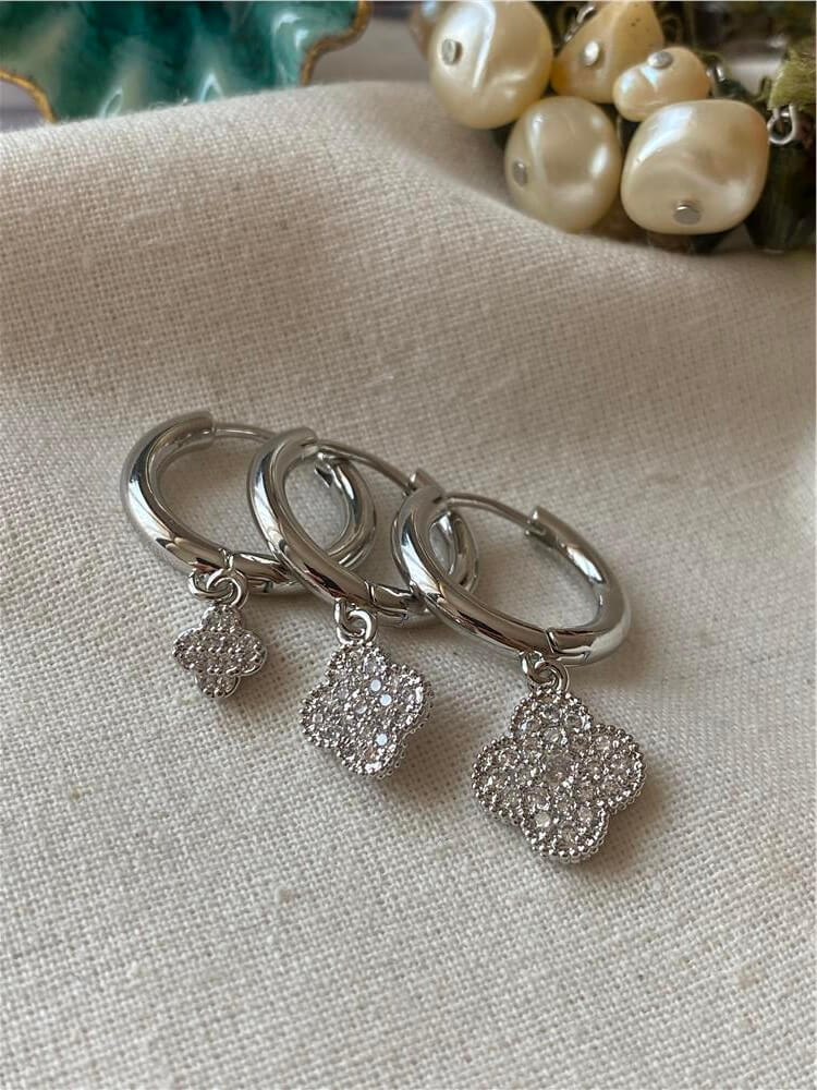 Üçlü Silver Taşlı Cleef Küpe