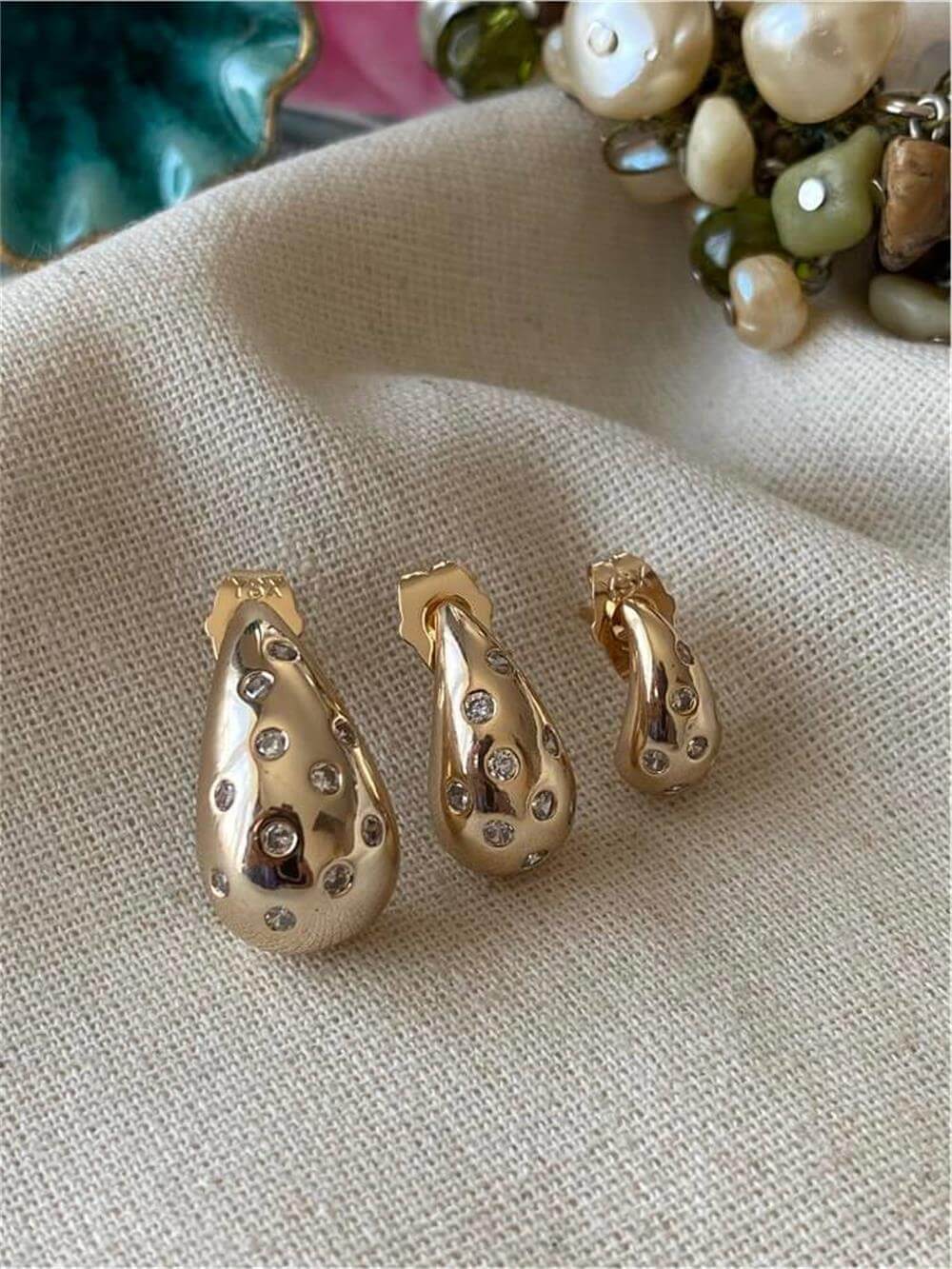 Üçlü Taşlı Bubble Küpe