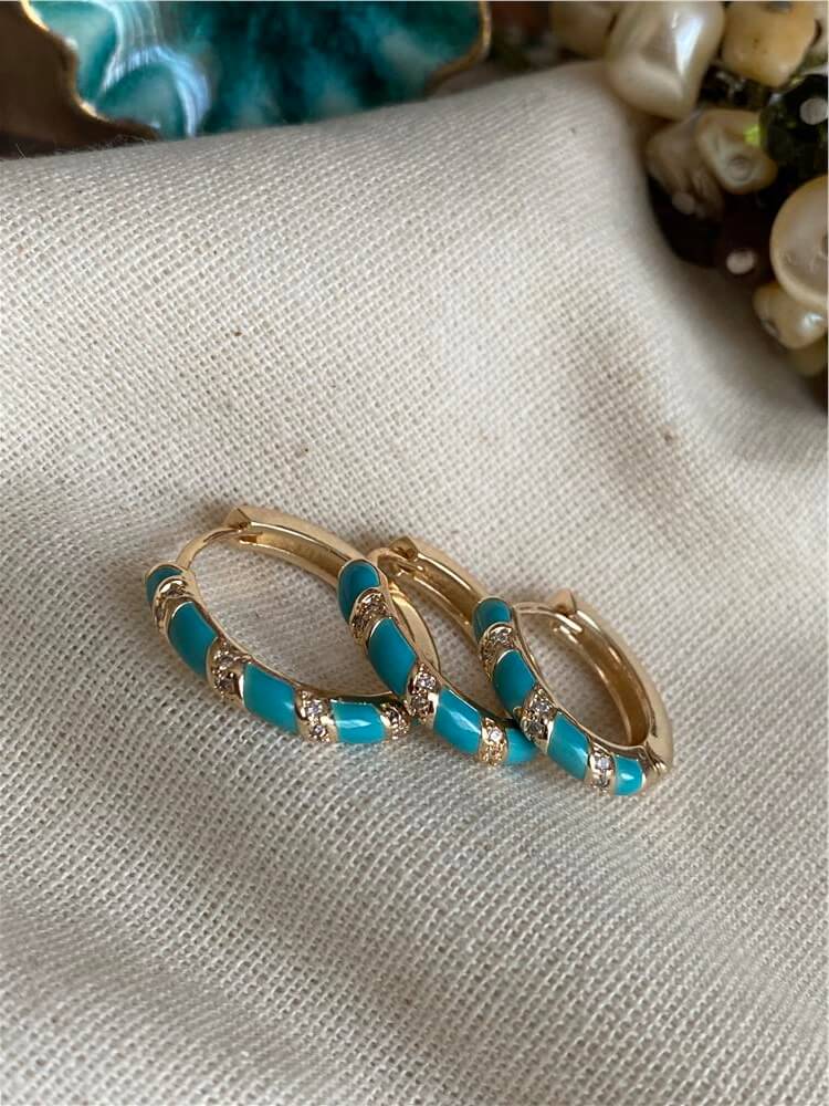 Üçlü Taşlı Mavi Sarmal Model Küpe