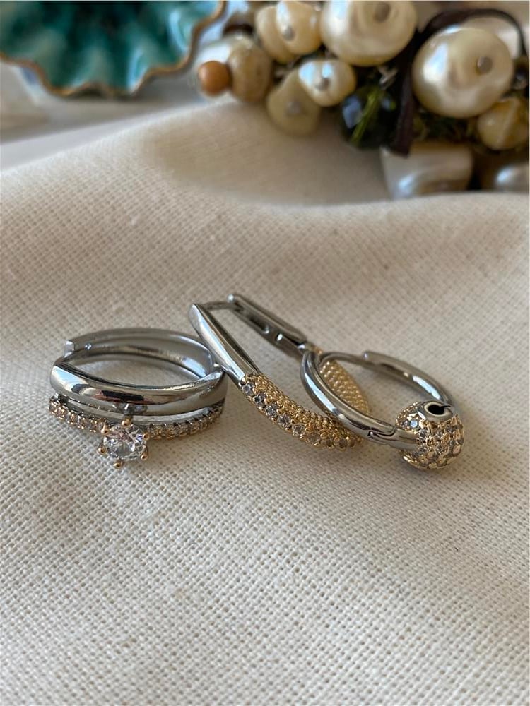 Üçlü Tektaş Detaylı Tffny Küpe