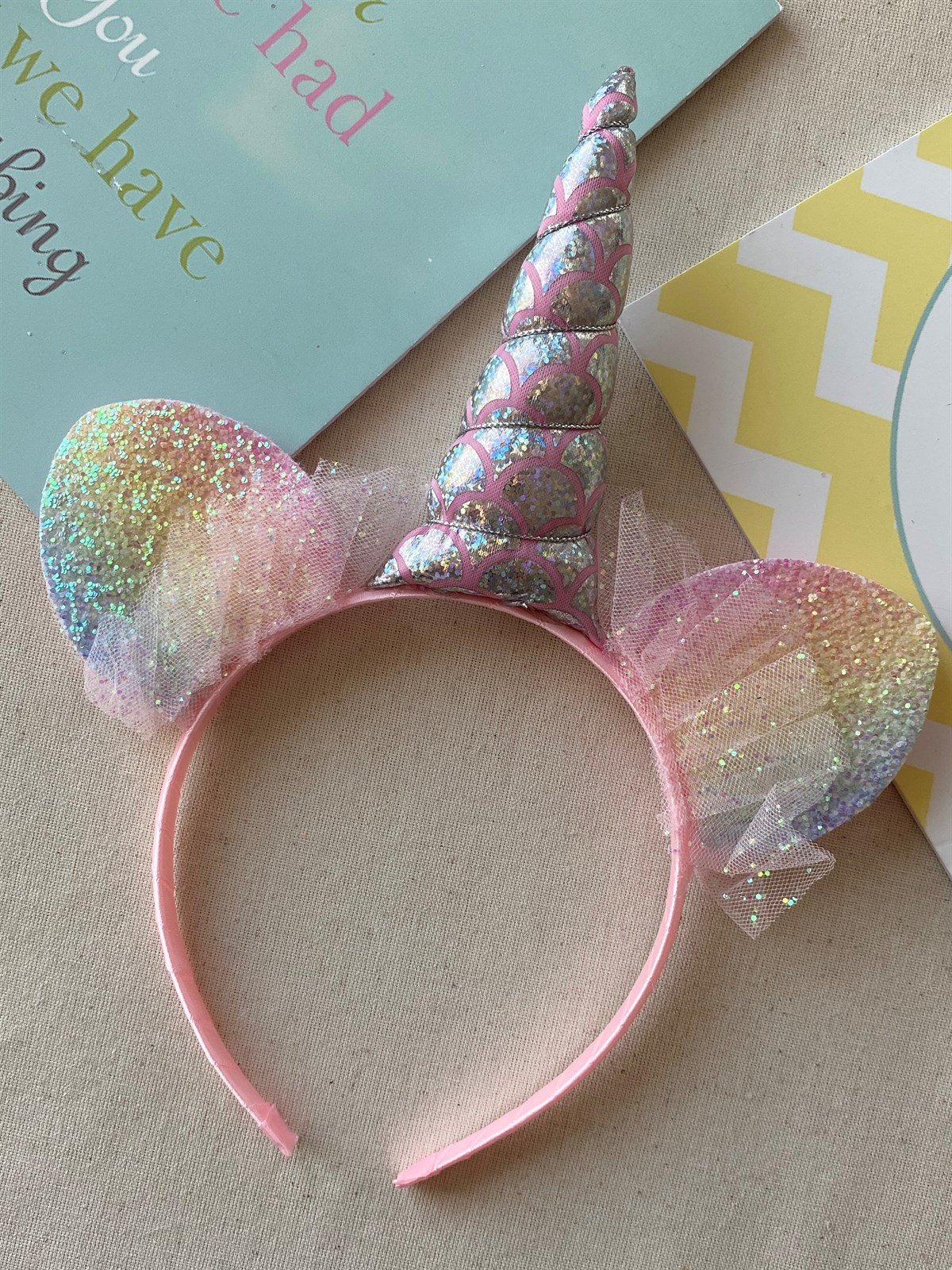 Unicorn Pembe Taç