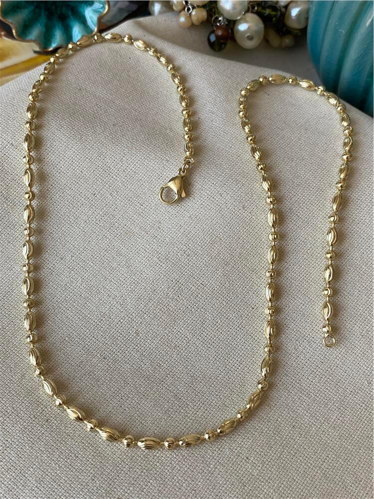 VIP 14K Dorikalı Badem Kolye