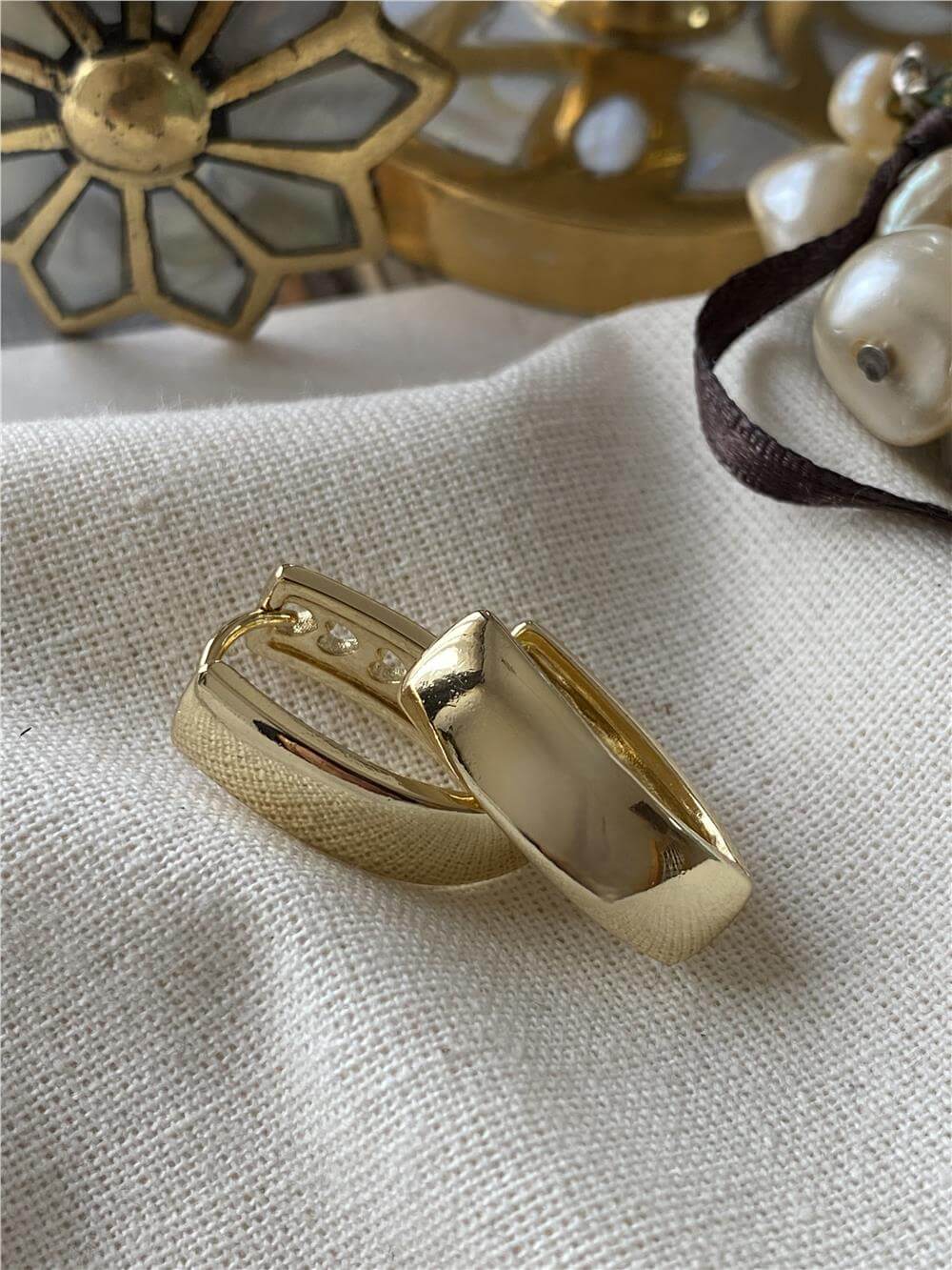 VIP 14K Geniş Küt Model Küpe