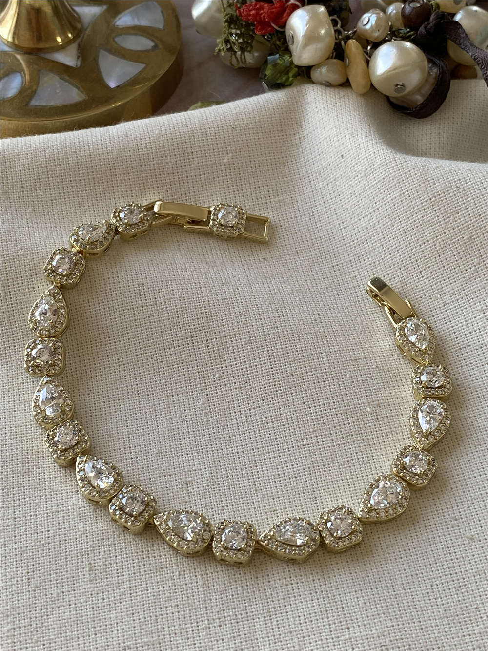 VIP 14K Işıltılı Damla Model Bileklik