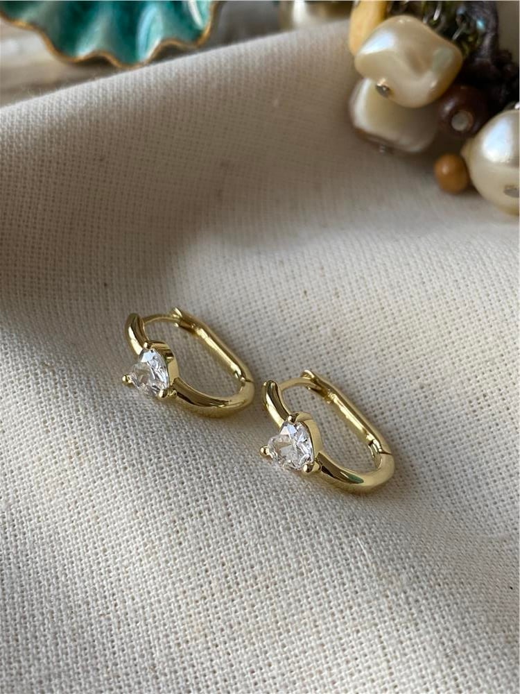VIP 14K Kalp Taşlı Oval Küpe