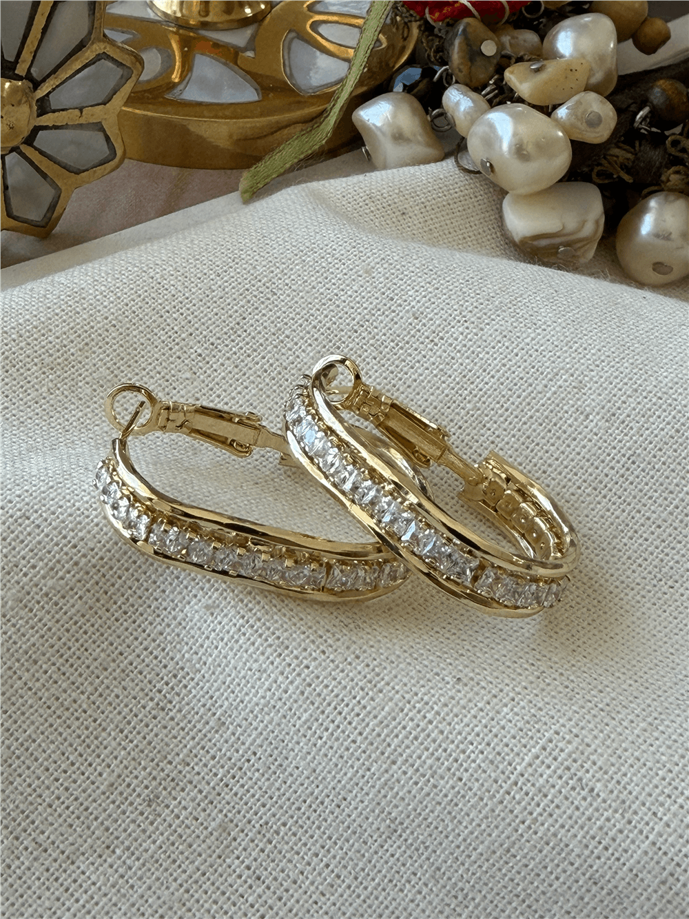 VIP 14K Kare Taşlı Oval Küpe