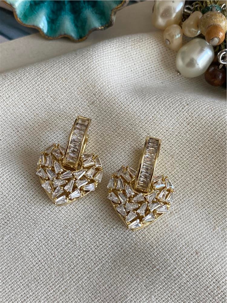 VIP 14K Kesmetaş Kalp Küpe