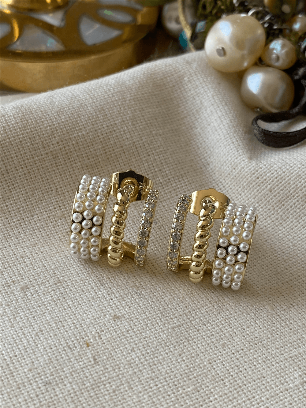 VIP 14K Mini İncili Taşlı Kaburga Küpe