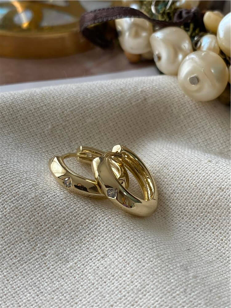 VIP 14K Mini Taşlı Halka Küpe