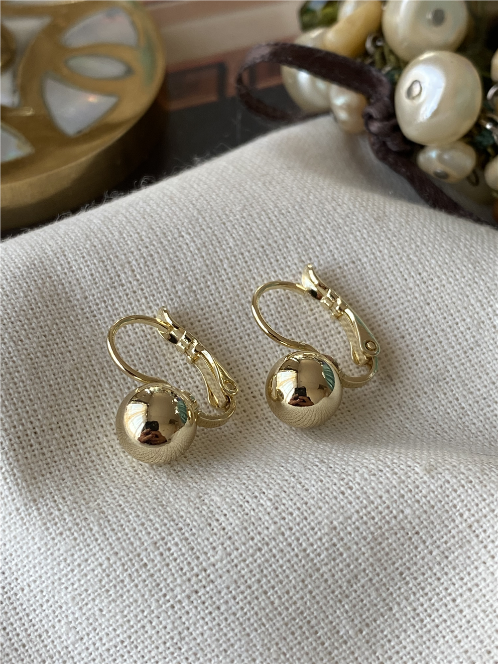 VIP 14K Mini Topçuk Küpe