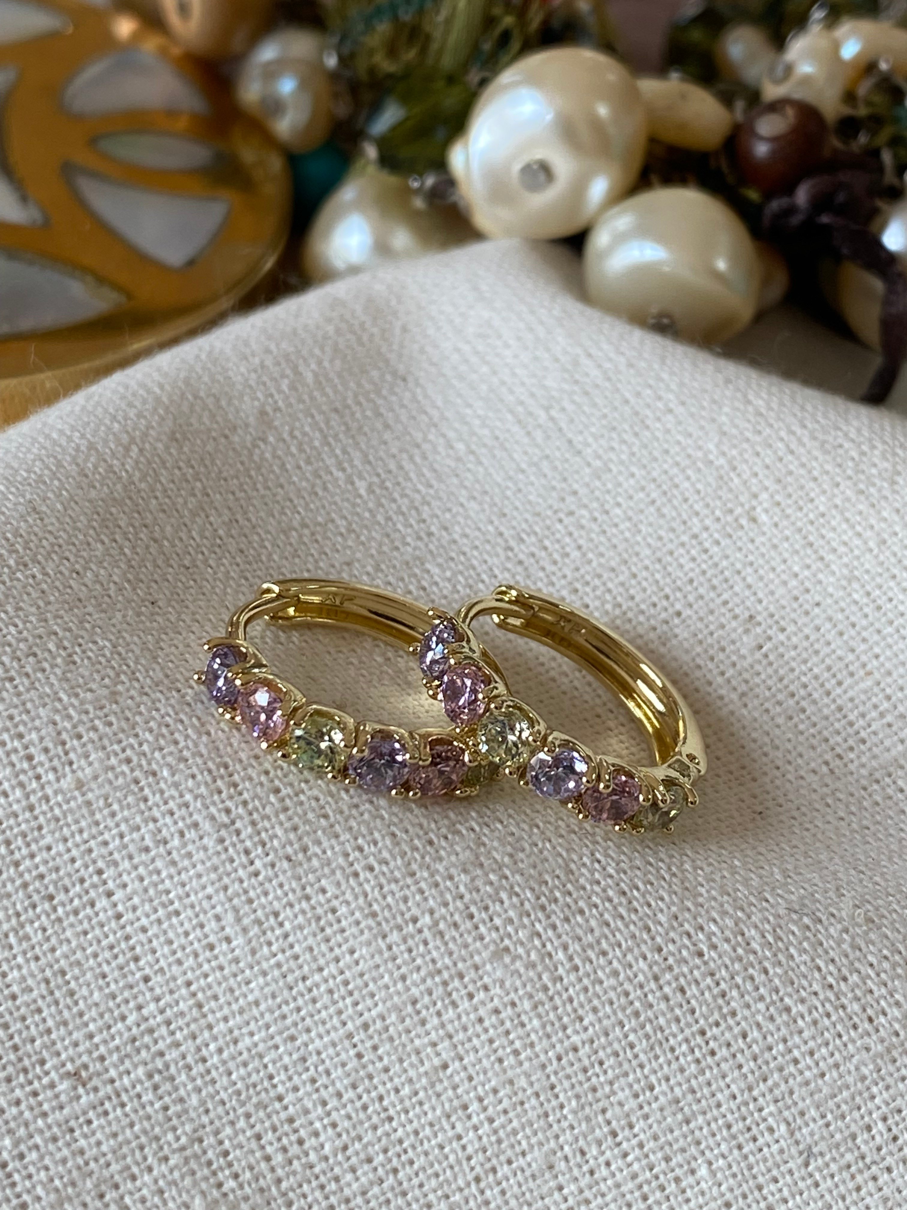 VIP 14K Pastel Tektaşlı Mini Halka Küpe
