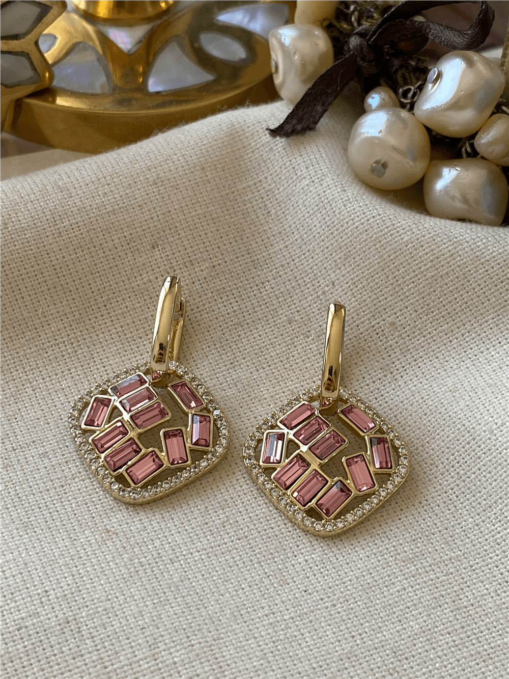 VIP 14K Pembe Taşlı Karo Model Küpe