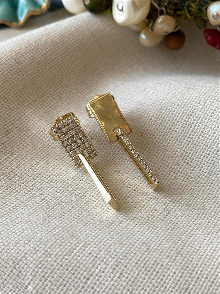 VIP 14K Strano Küpe