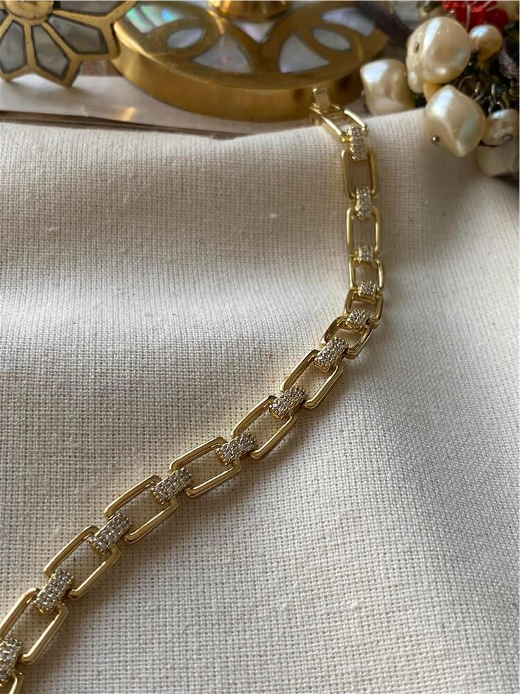 VIP 14K Taş Bağlamalı Kare Bileklik