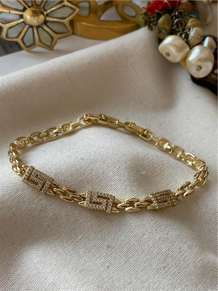 VIP 14K Taş Detaylı Arpa Model Bilekik