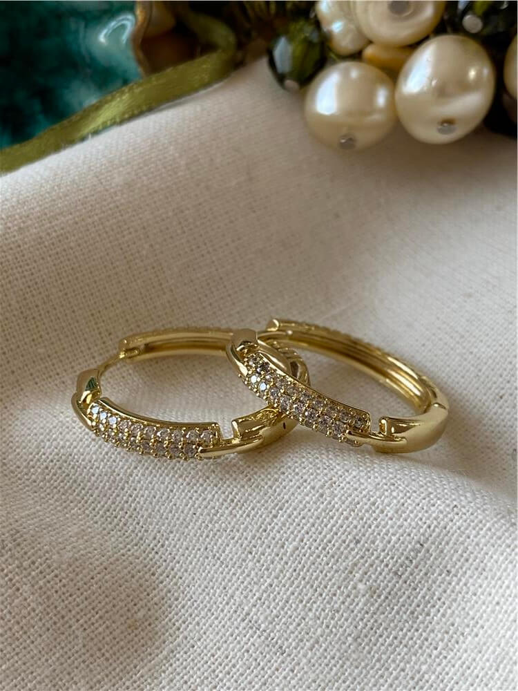 VIP 14K Taş Detaylı Halka Küpe