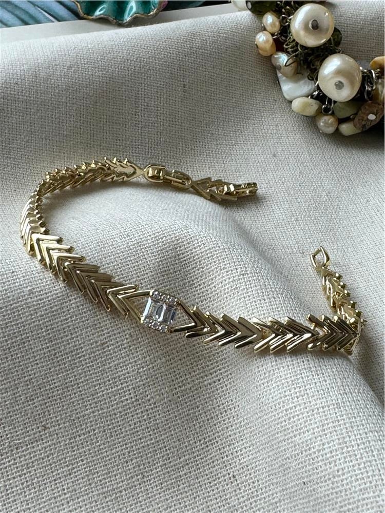 VIP 14K Taş Detaylı Kılçık Bileklik