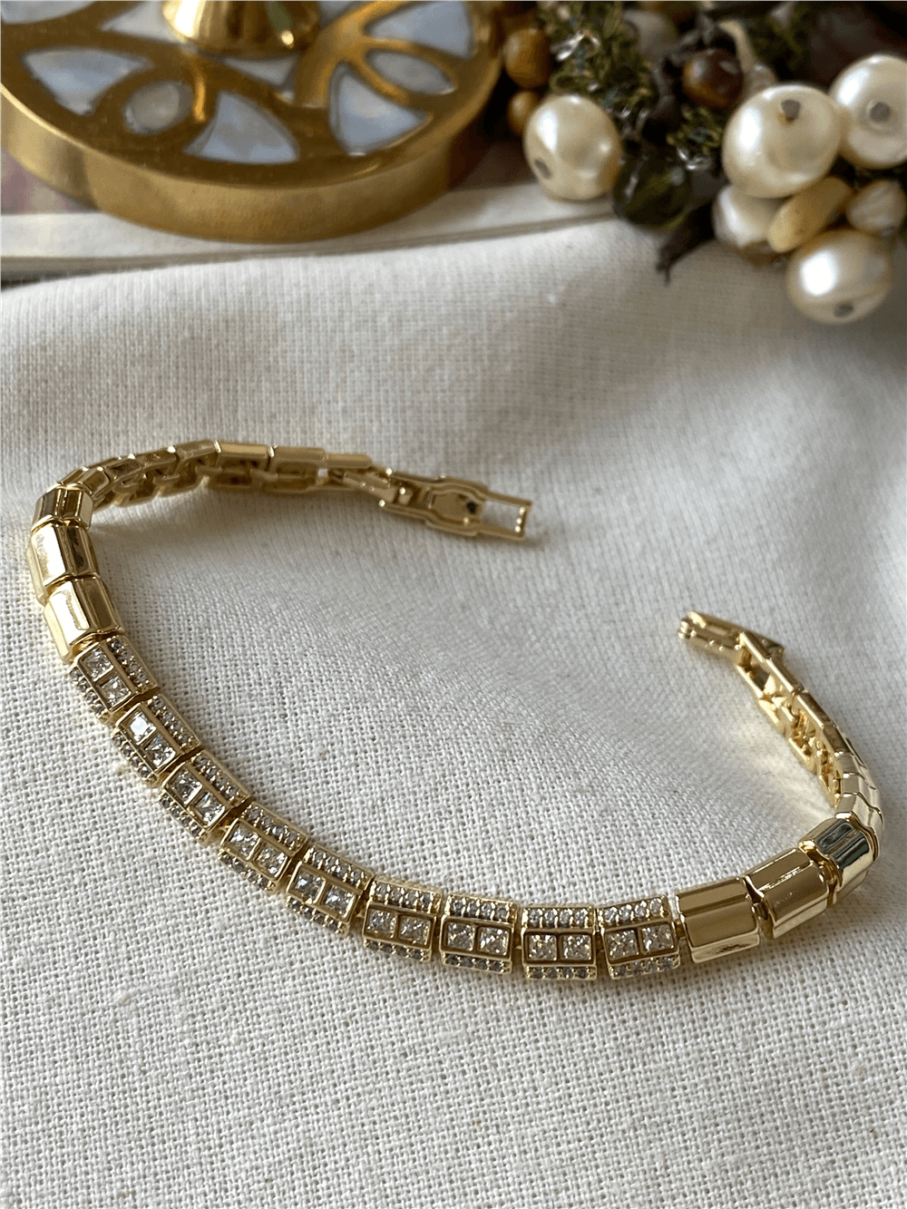 VIP 14K Taş Detaylı Snake Bileklik