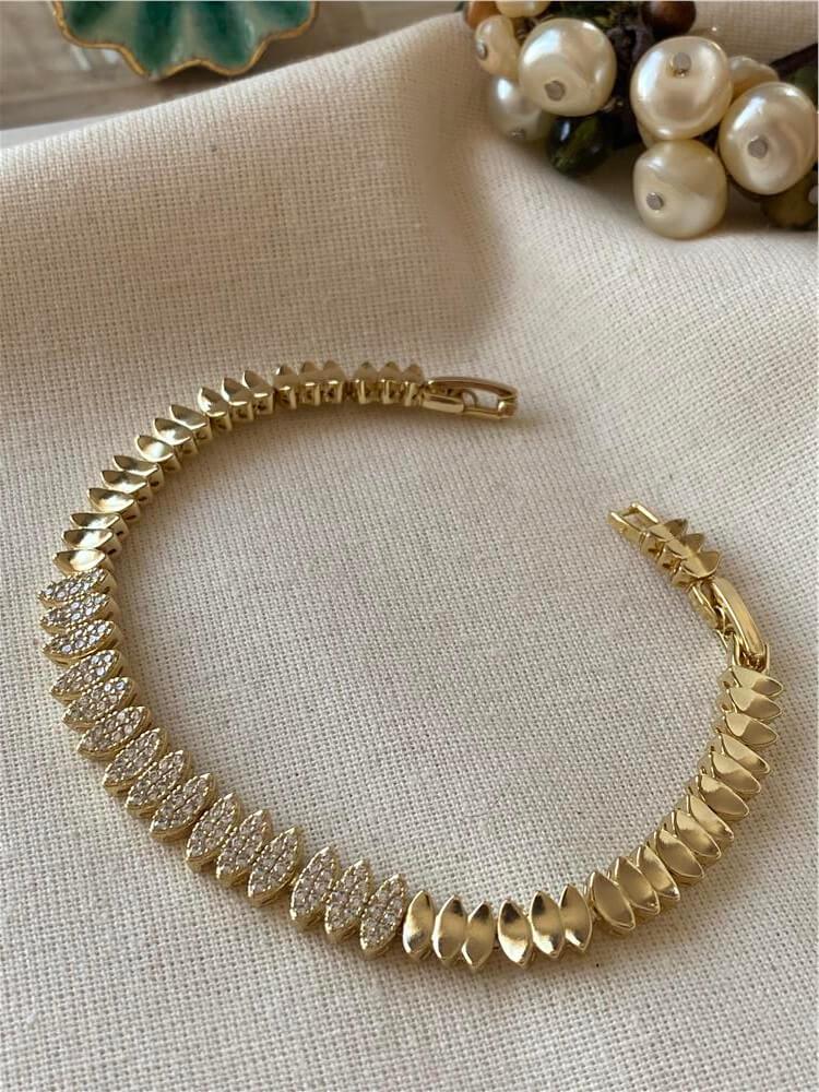 VIP 14K Taşlı Arpa Model Bileklik