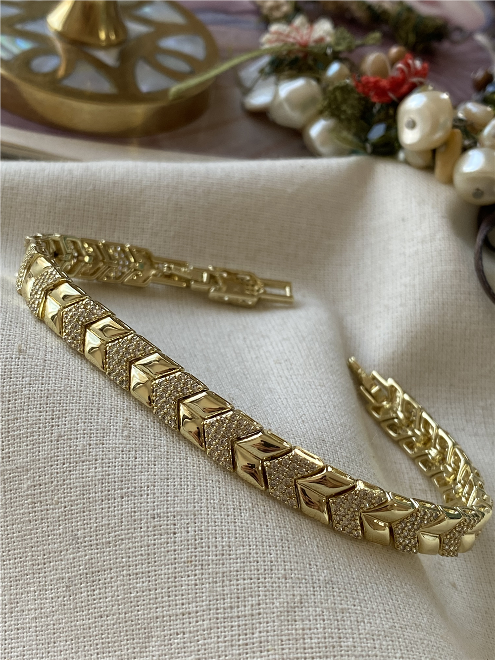 VIP 14K Taşlı Arrow Bileklik