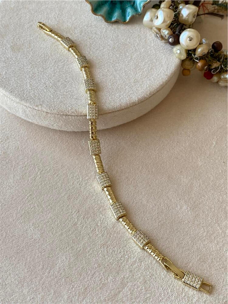 VIP 14K Taşlı Blok Model Desenli Bileklik