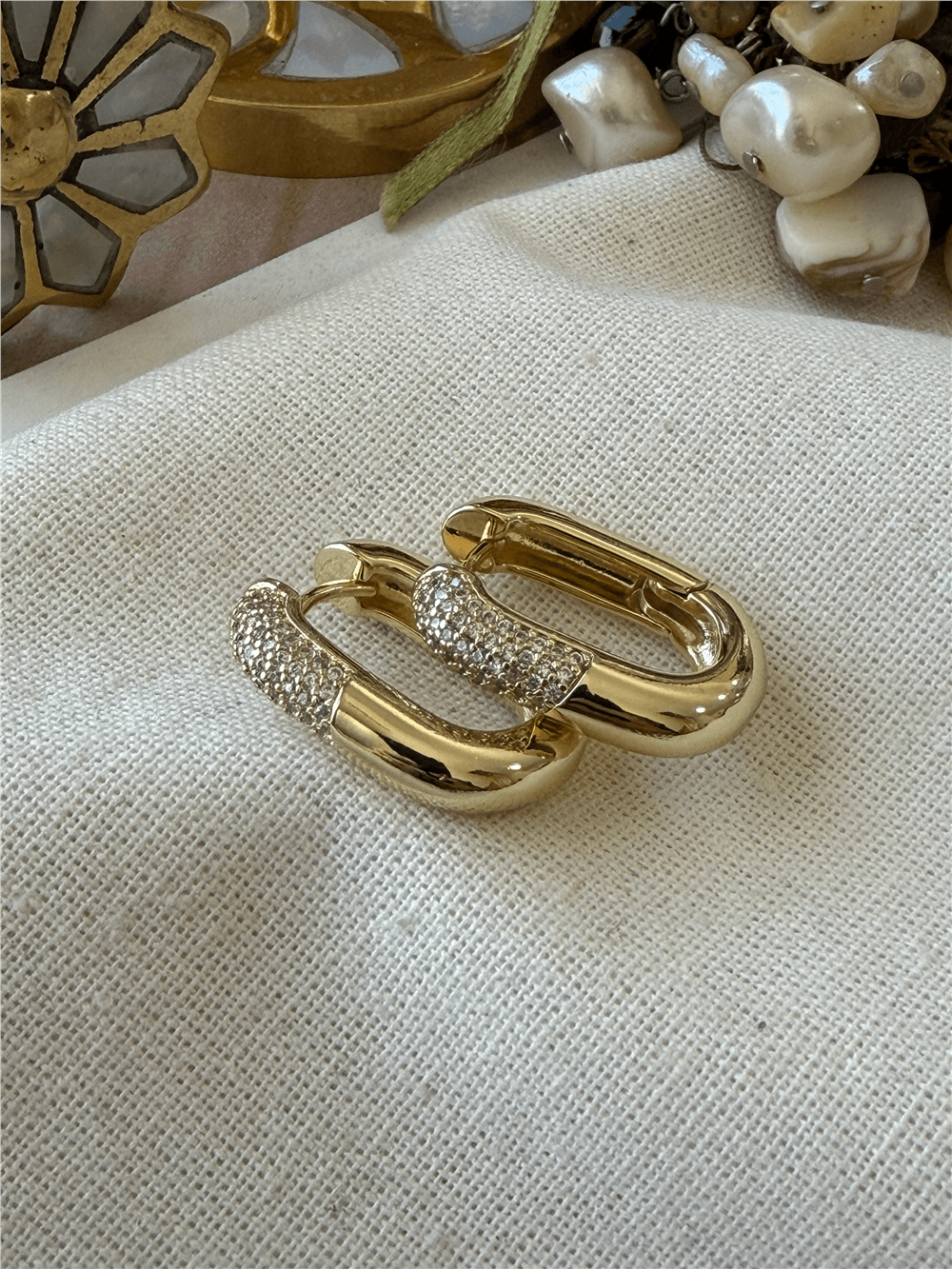 VIP 14K Taşlı Bombe Model Küpe