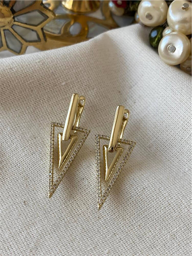VIP 14K Taşlı Çift Üçgen Küpe