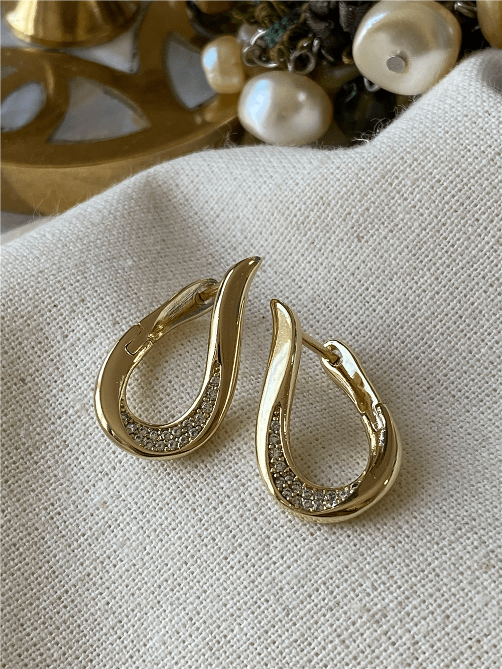 VIP 14K Taşlı Damla Model Küpe