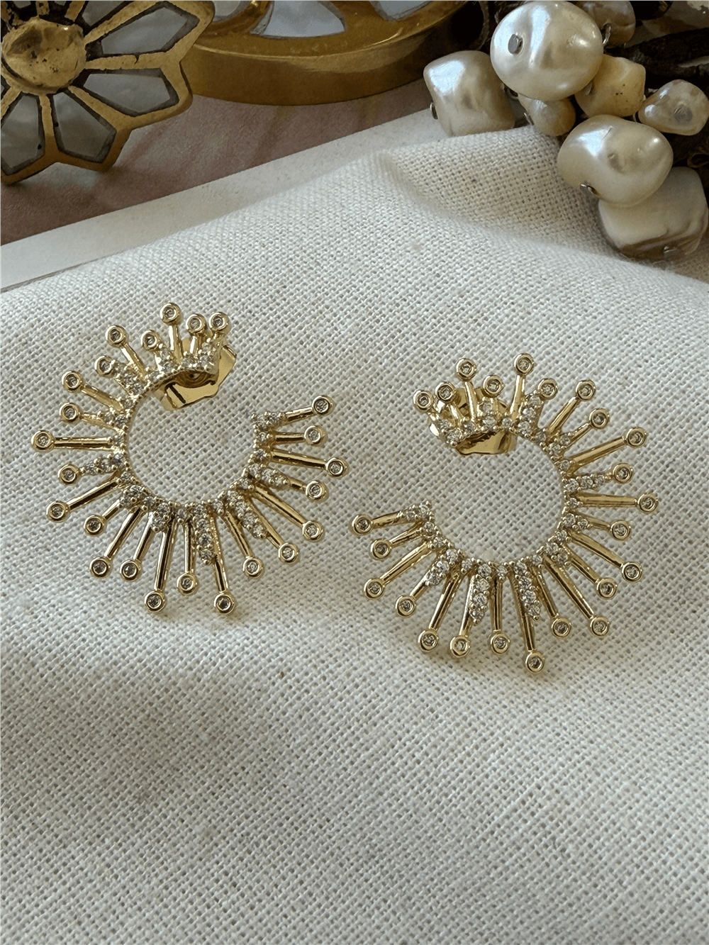 VIP 14K Taşlı Güneş Tasarım Küpe