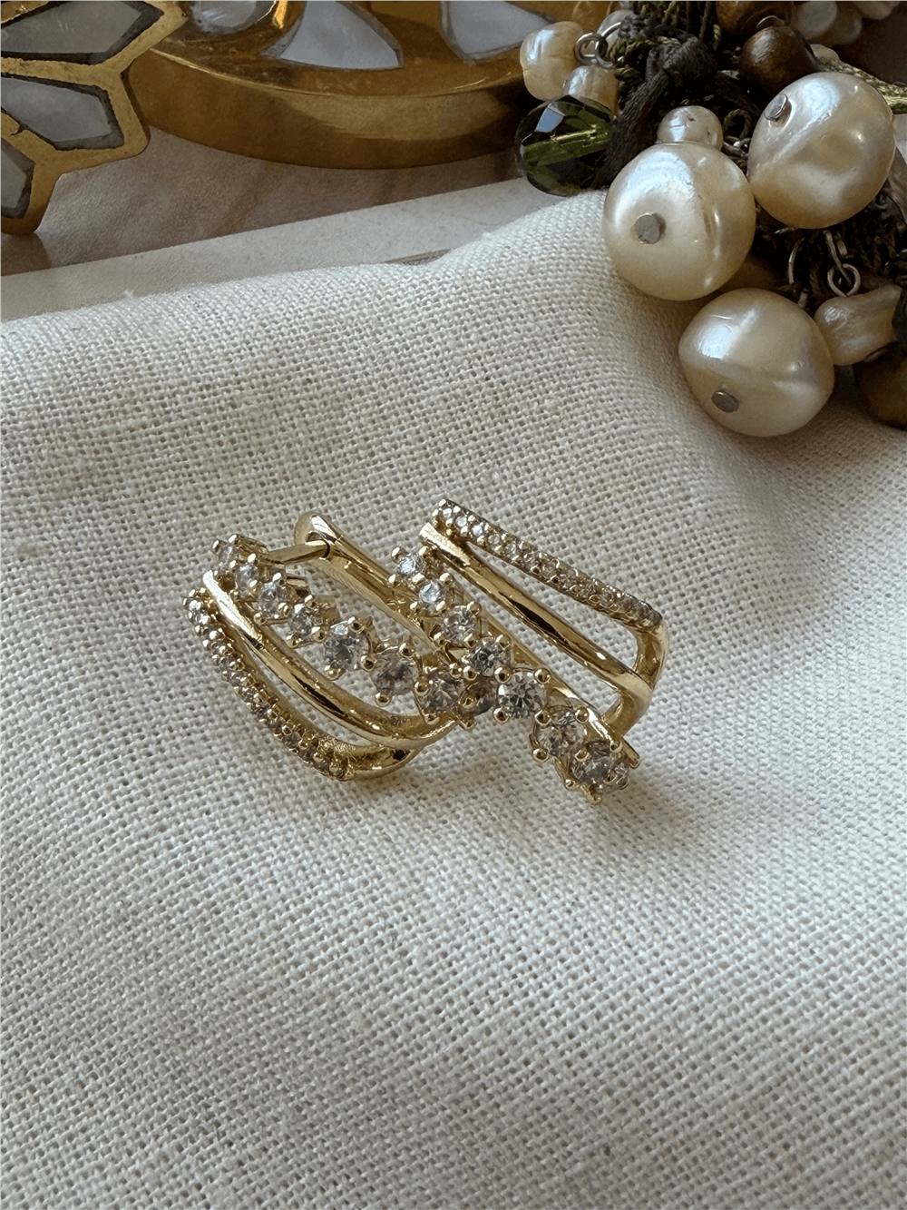 VIP 14K Taşlı Kaburga Model Küpe