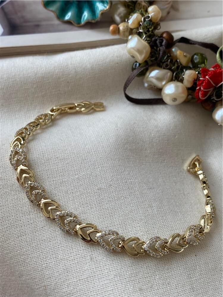 VIP 14K Taşlı Kalp Çelenk Bileklik