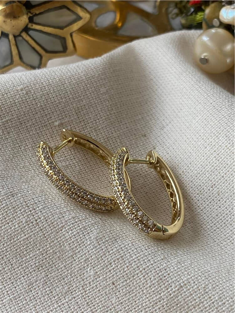VIP 14K Taşlı Oval Küpe