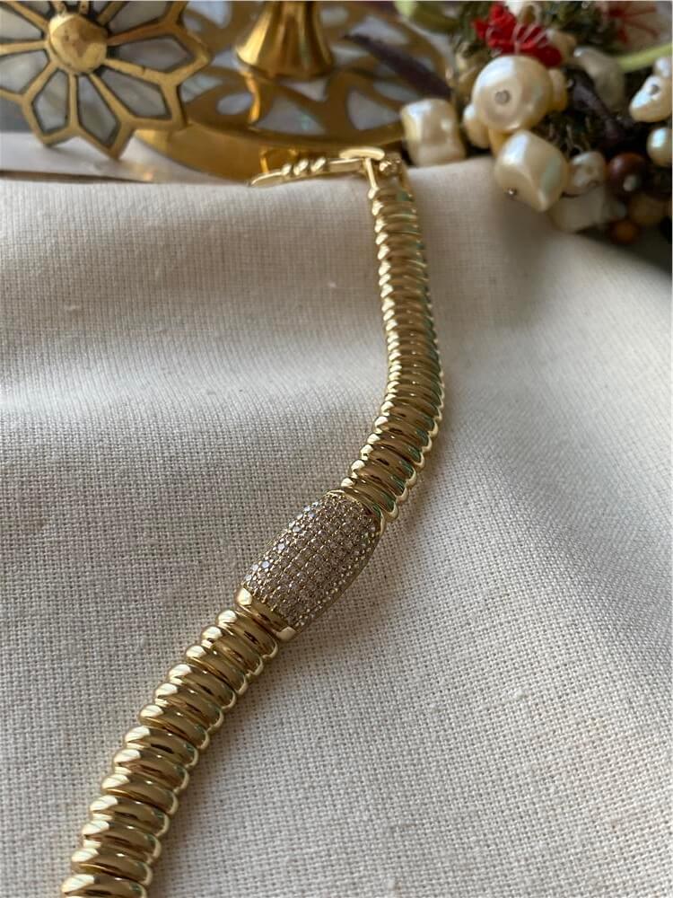 VIP 14K Taşlı Plaka Detaylı Çizgili Bileklik