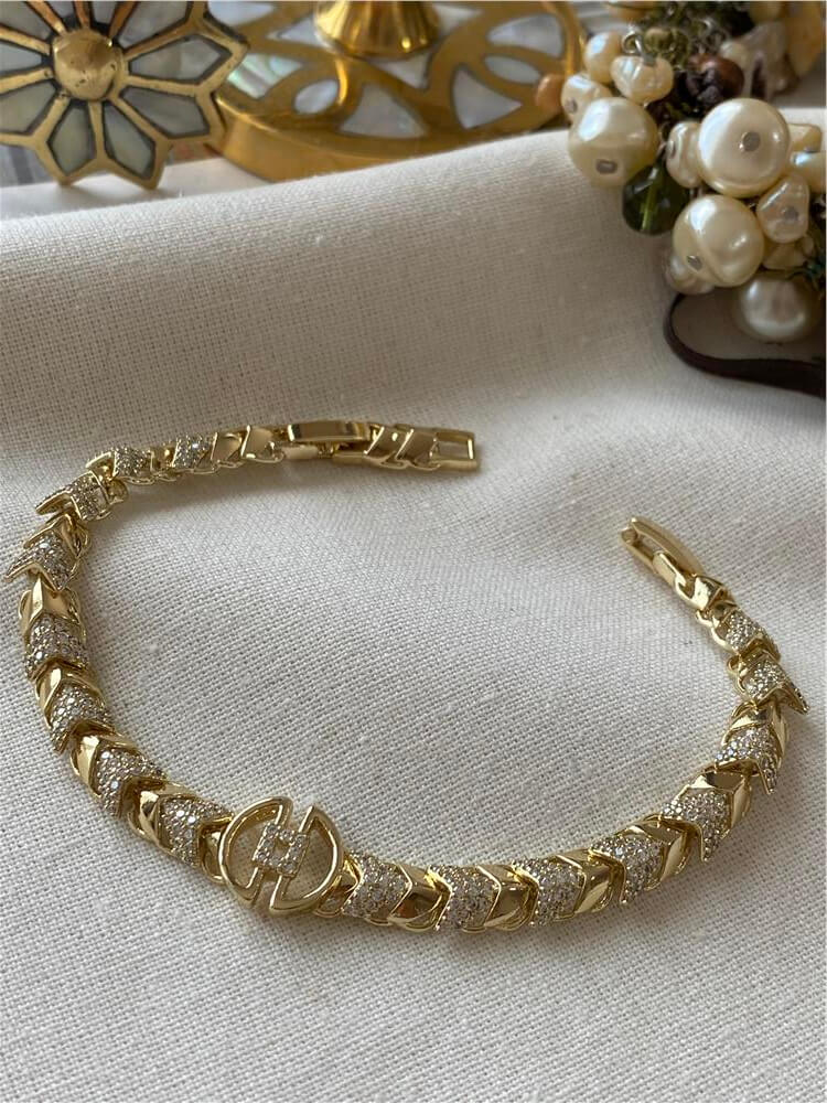 VIP 14K Taşlı Snake Zincirli Ortası Detaylı Bileklik