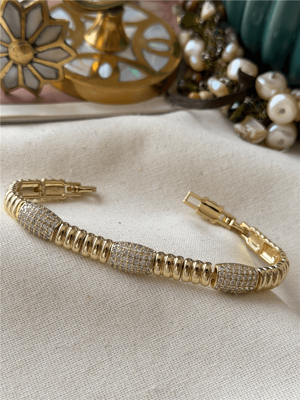 VIP 14K Taşlı Worm Bileklik