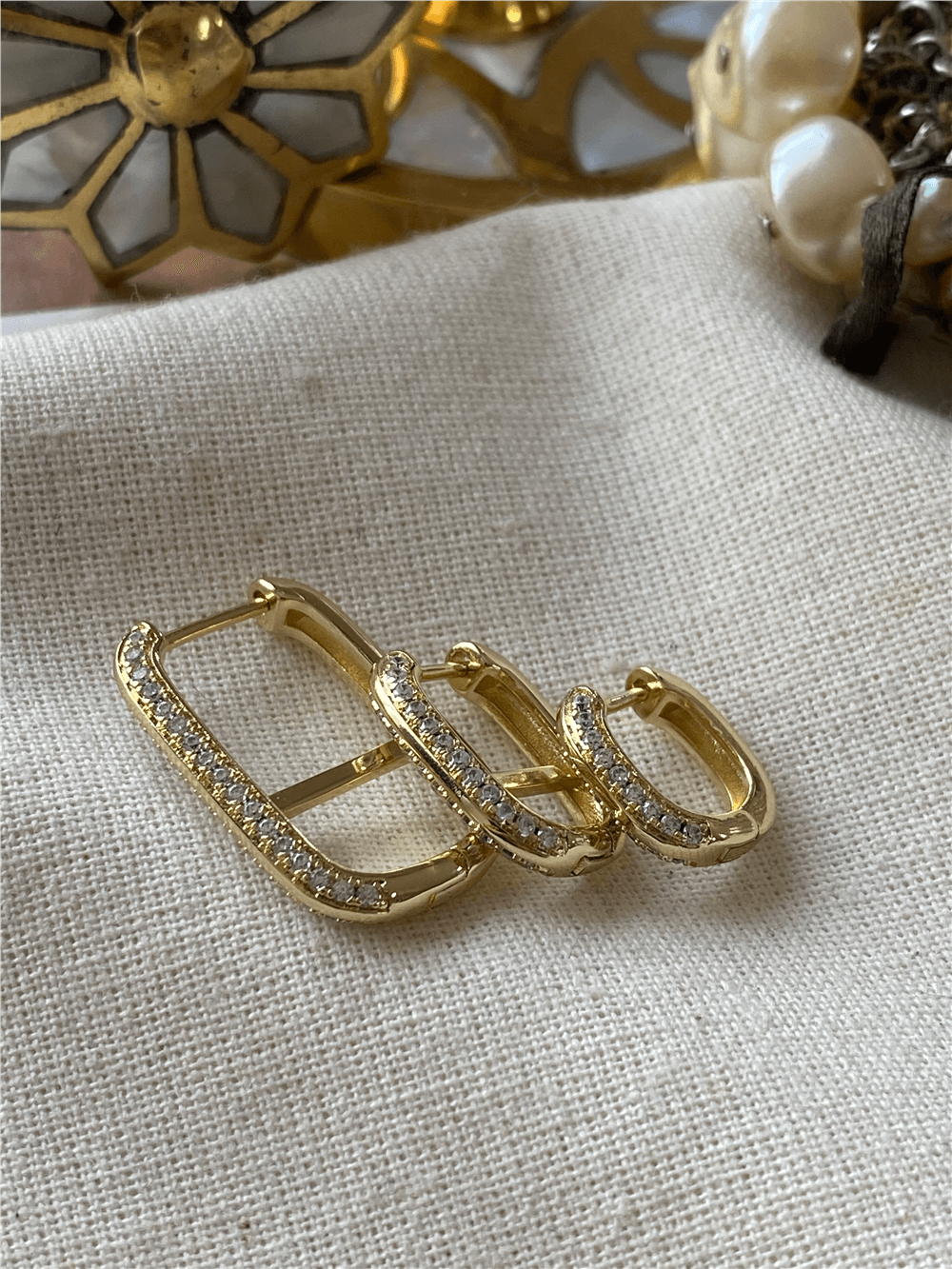 VIP 14K Üçlü Taşlı Lock Küpe Seti