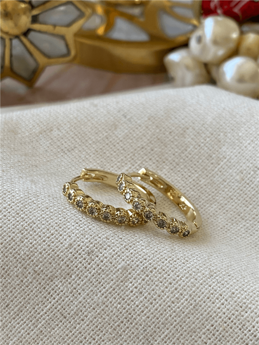 VIP 14K Yuvarlak Taşlı Mini Halka Küpe