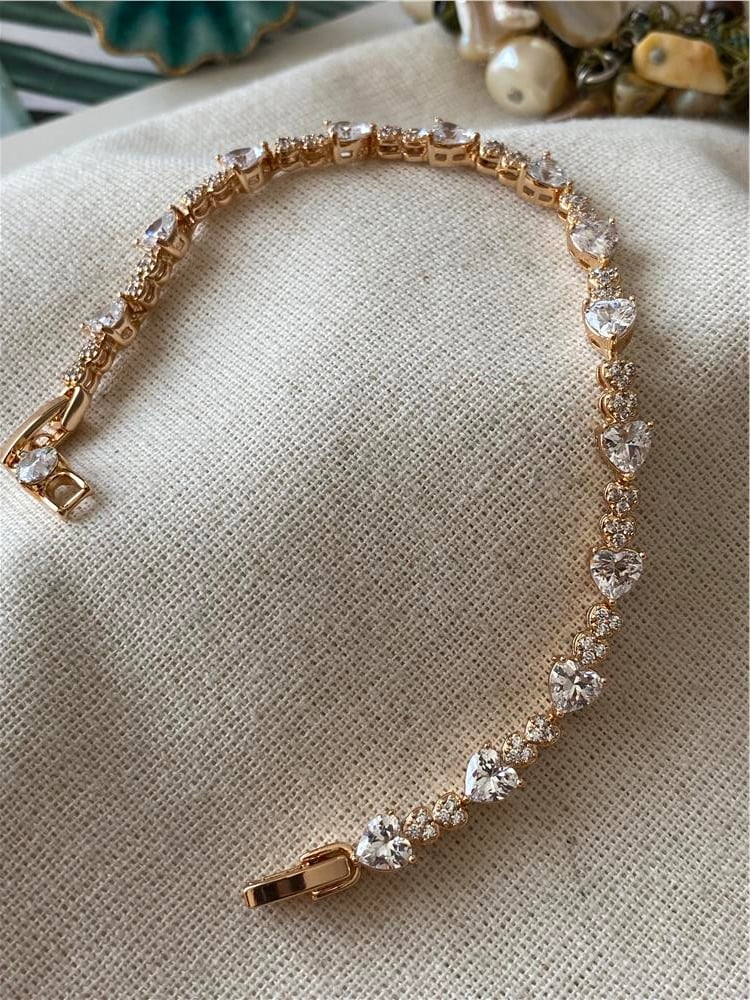 VIP Benalla Bileklik