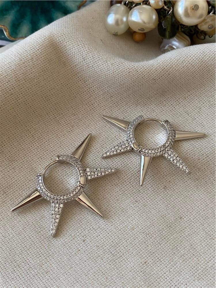 VIP Beş Zımbalar Küpe