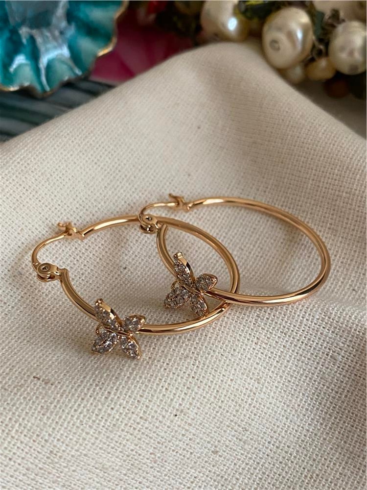 VIP Butterfly Ring Küpe