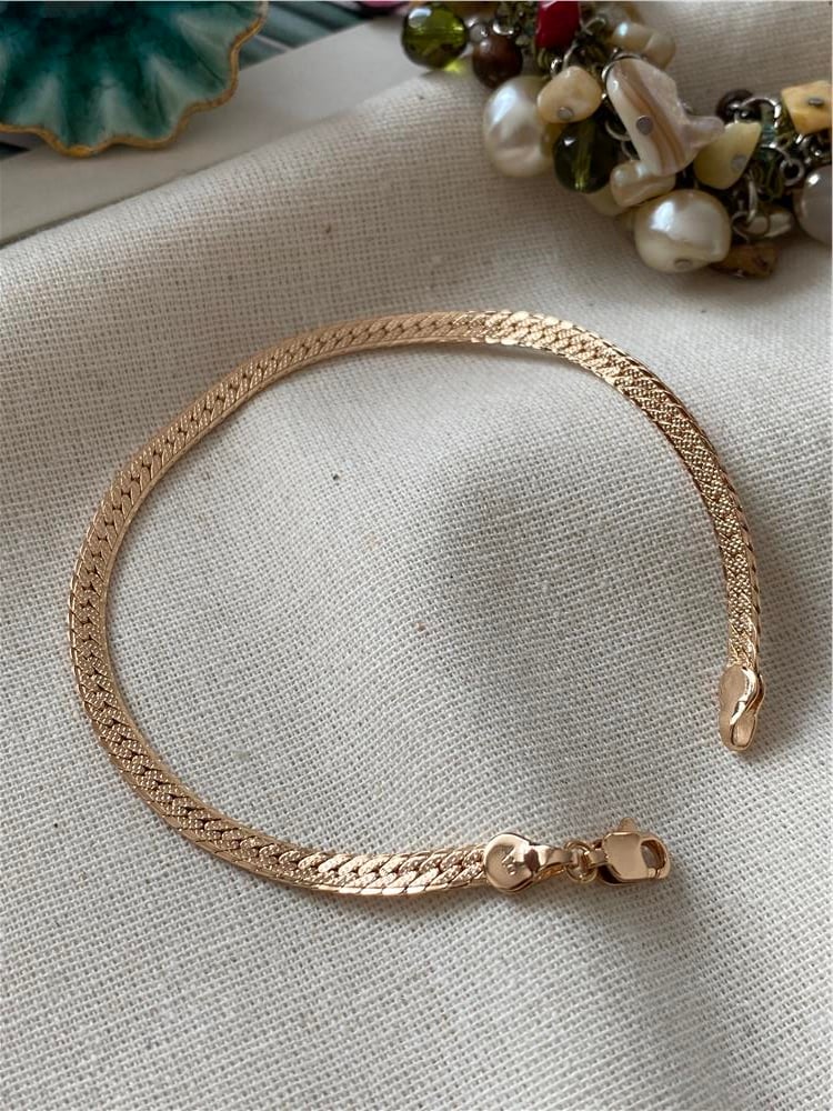 VIP Desenli Örme Bileklik